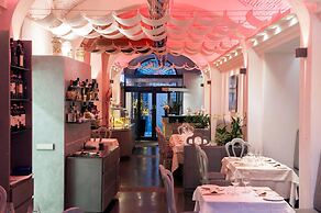 Rivoli Boutique Hotel