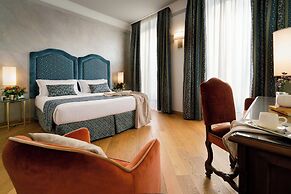 Rivoli Boutique Hotel