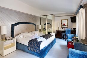 Rivoli Boutique Hotel