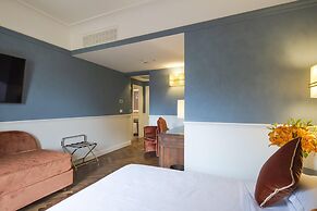Rivoli Boutique Hotel