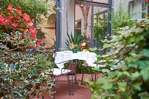 Rivoli Boutique Hotel