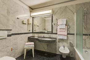 Rivoli Boutique Hotel