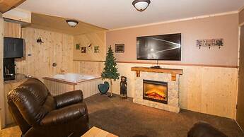 Upper Canyon Inn & Cabins