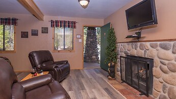 Upper Canyon Inn & Cabins