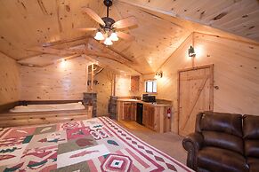 Upper Canyon Inn & Cabins