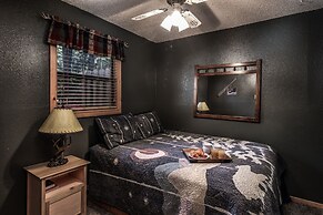 Upper Canyon Inn & Cabins