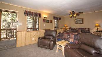 Upper Canyon Inn & Cabins