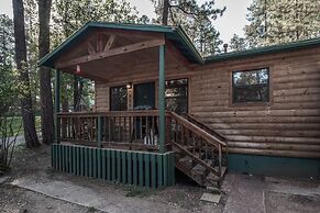 Upper Canyon Inn & Cabins