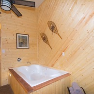 Upper Canyon Inn & Cabins