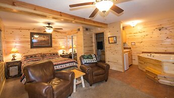 Upper Canyon Inn & Cabins