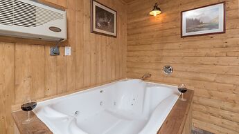 Upper Canyon Inn & Cabins