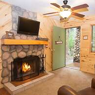 Upper Canyon Inn & Cabins