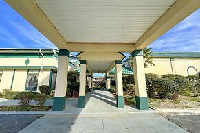 Super Inn & Suites by OYO Milledgeville