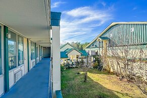 Super Inn & Suites by OYO Milledgeville