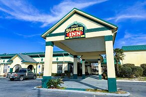 Super Inn & Suites by OYO Milledgeville