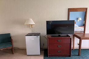 Super Inn & Suites by OYO Milledgeville