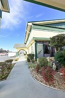 Super Inn & Suites by OYO Milledgeville