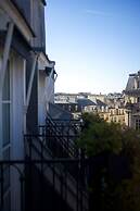 Le Burgundy Paris