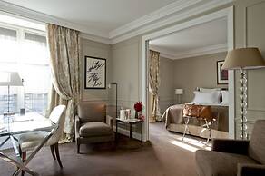 Le Burgundy Paris