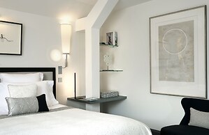 Le Burgundy Paris