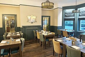 The Lansdowne, Eastbourne