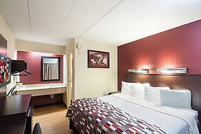 Red Roof Inn Cincinnati East - Beechmont