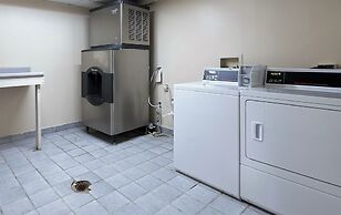 Red Roof Inn Cincinnati East - Beechmont