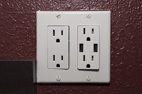 Red Roof Inn Cincinnati East - Beechmont