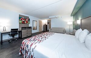 Red Roof Inn & Suites Wilmington - New Castle