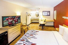 Red Roof Inn Utica