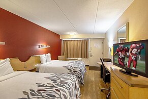 Red Roof Inn Utica