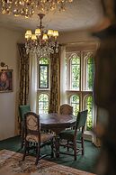 Thornbury Castle, Relais & Châteaux