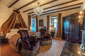 Thornbury Castle, Relais & Châteaux