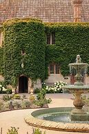Thornbury Castle, Relais & Châteaux