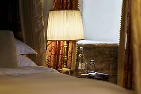 Thornbury Castle, Relais & Châteaux