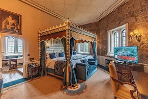 Thornbury Castle, Relais & Châteaux