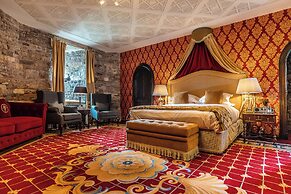 Thornbury Castle, Relais & Châteaux