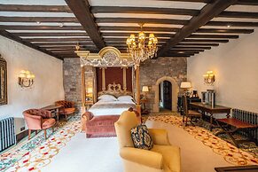 Thornbury Castle, Relais & Châteaux