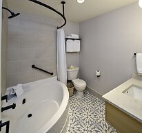 Balcomo, a Ramada by Wyndham