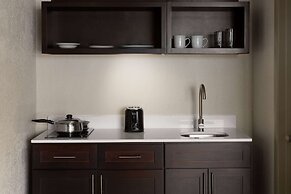 Days Inn & Suites by Wyndham Fort Pierce Midtown