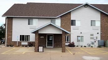 Econo Lodge & Suites