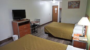 Econo Lodge & Suites