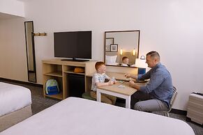 Spark by Hilton Tifton