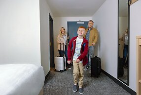 Spark by Hilton Tifton