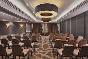 DoubleTree by Hilton London - Ealing Hotel