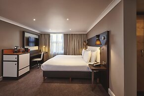DoubleTree by Hilton London - Ealing Hotel