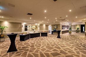DoubleTree by Hilton London - Ealing Hotel