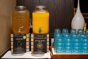 DoubleTree by Hilton London - Ealing Hotel