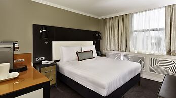 DoubleTree by Hilton London - Ealing Hotel
