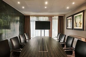 DoubleTree by Hilton London - Ealing Hotel